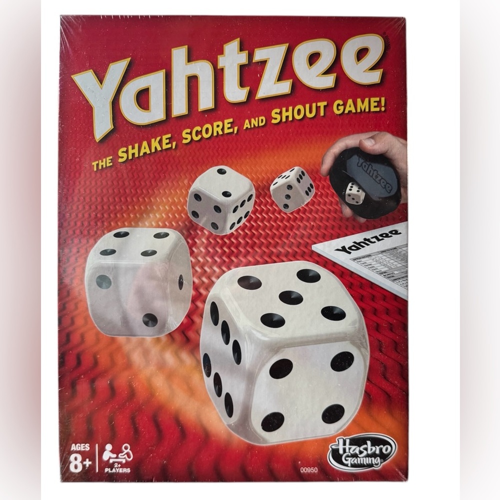 Hasbro Yahtzee Game - Classic White